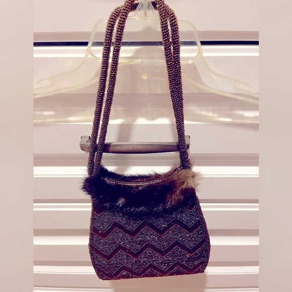 Paris beaded/ genuine fur trim bag - Picture 3 of 9